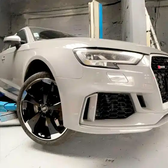 Réparation de jantes Audi RS3 dans notre atelier